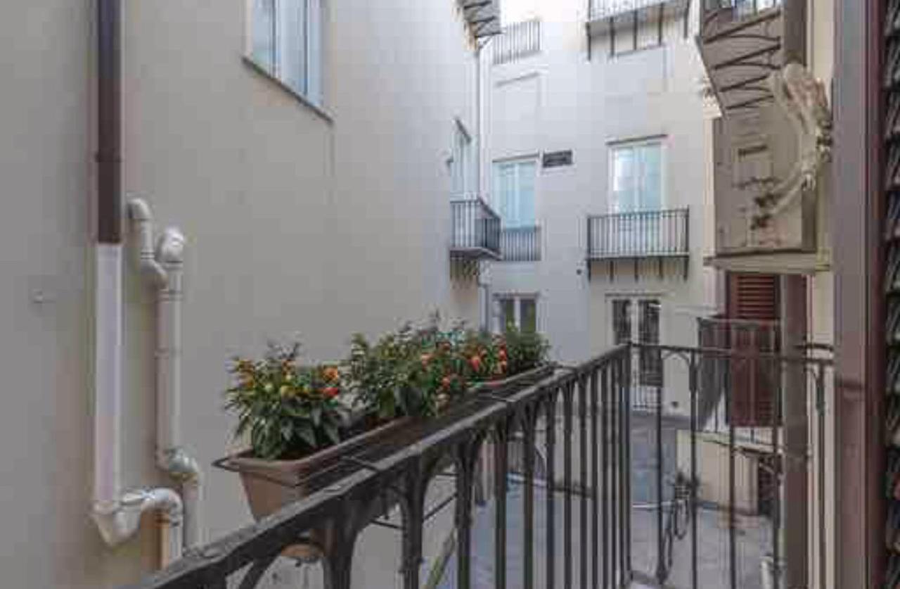 H Urban Apartman Palermo Kültér fotó